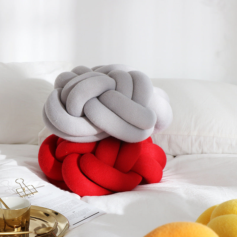 Knot Throw Pillow — Acrylic & PP Cotton Cushion