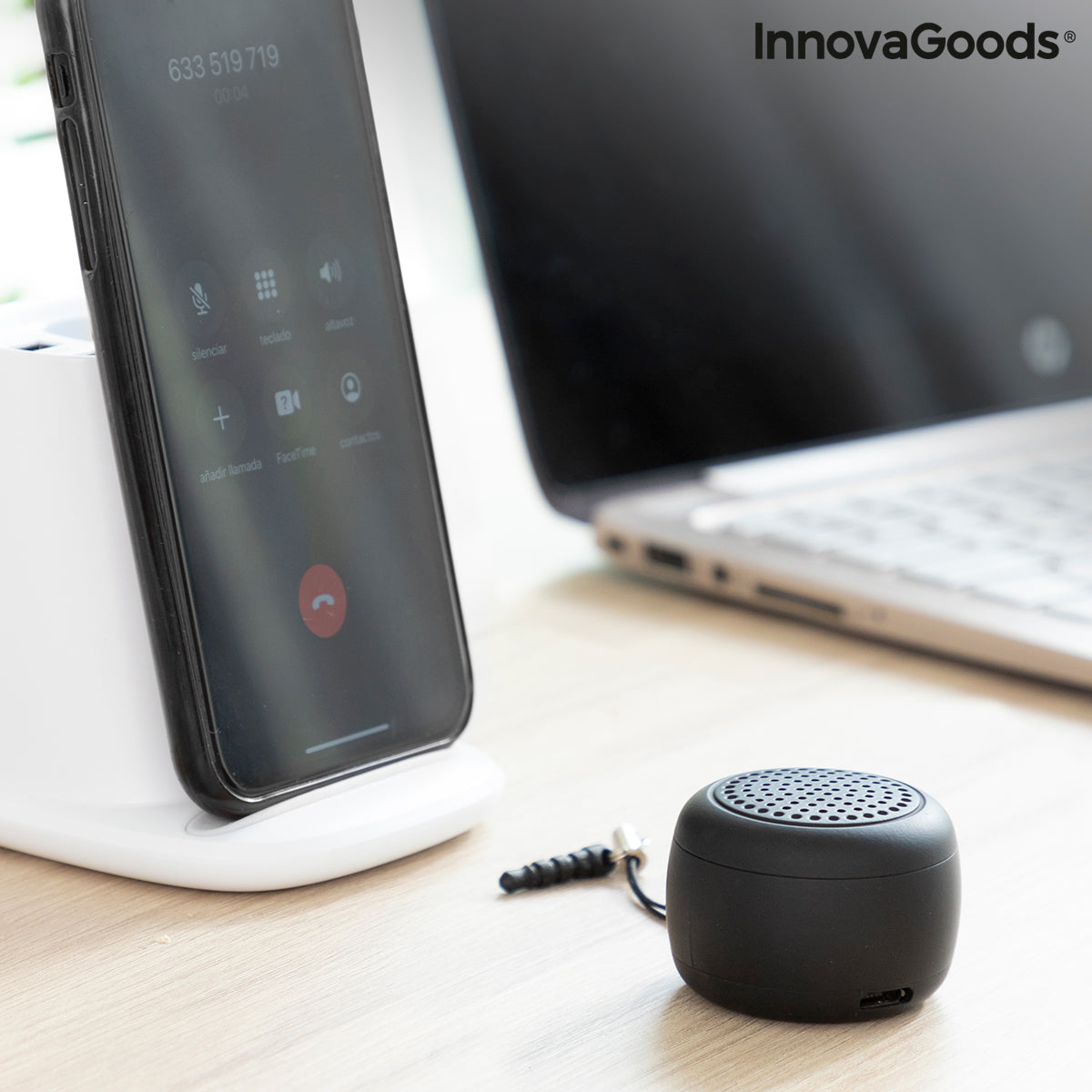 Miund Portable Bluetooth Speaker with Selfie Remote