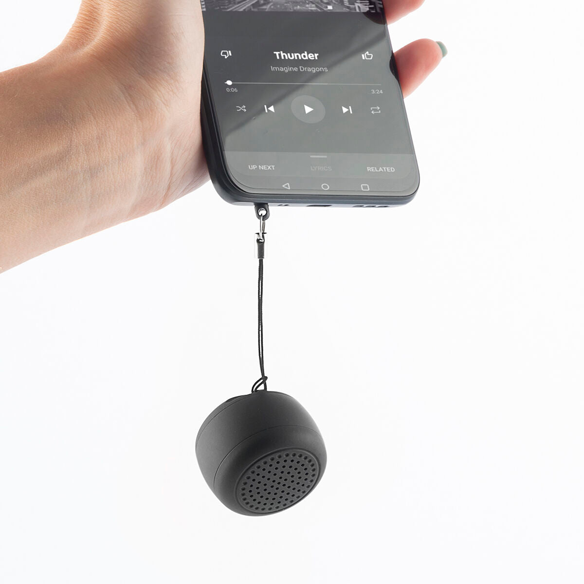 Miund Portable Bluetooth Speaker with Selfie Remote