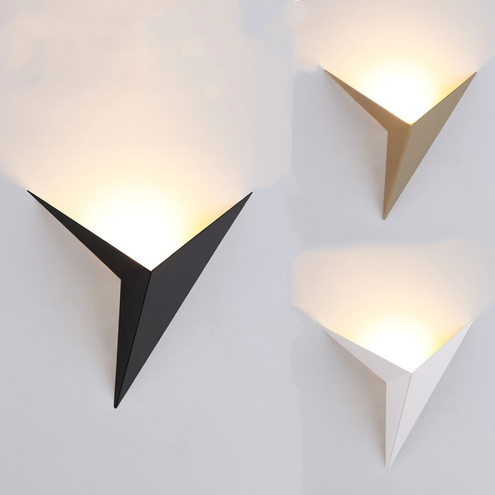 Triangular LED Wall Lamp — Black, White or Gold